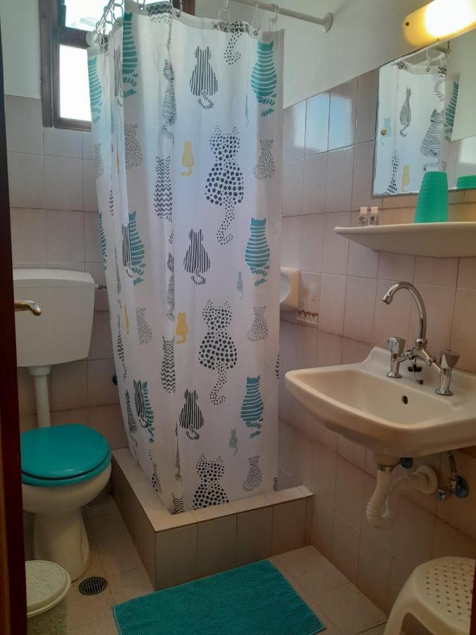 Artemis Rooms Agia Marina  المظهر الخارجي الصورة