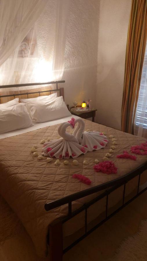 Artemis Rooms Agia Marina  المظهر الخارجي الصورة