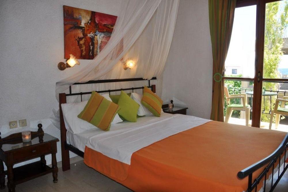 Artemis Rooms Agia Marina  المظهر الخارجي الصورة