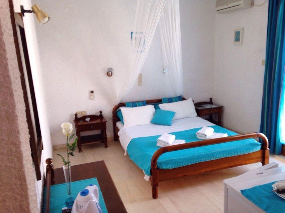 Artemis Rooms Agia Marina  المظهر الخارجي الصورة