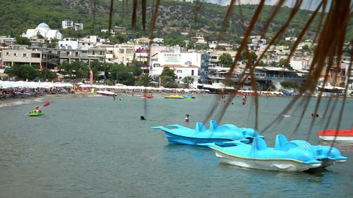 Artemis Rooms Agia Marina  المظهر الخارجي الصورة